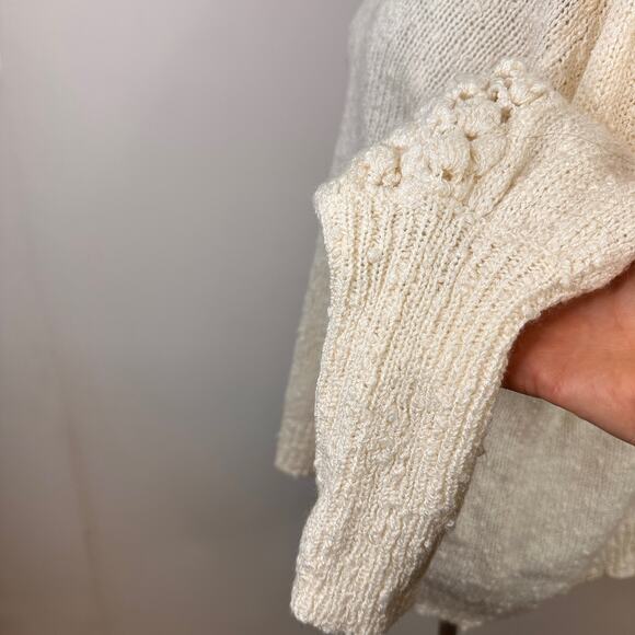 Bonnie Lee Division of LeRoy Vintage Cream Crochet Boucle Sweater Size 44 - Picture 5 of 10